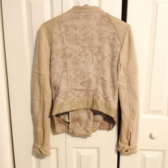 Free People Tan Brocade Vegan Leather Moto Jacket Size 6 - Picture 3 of 7